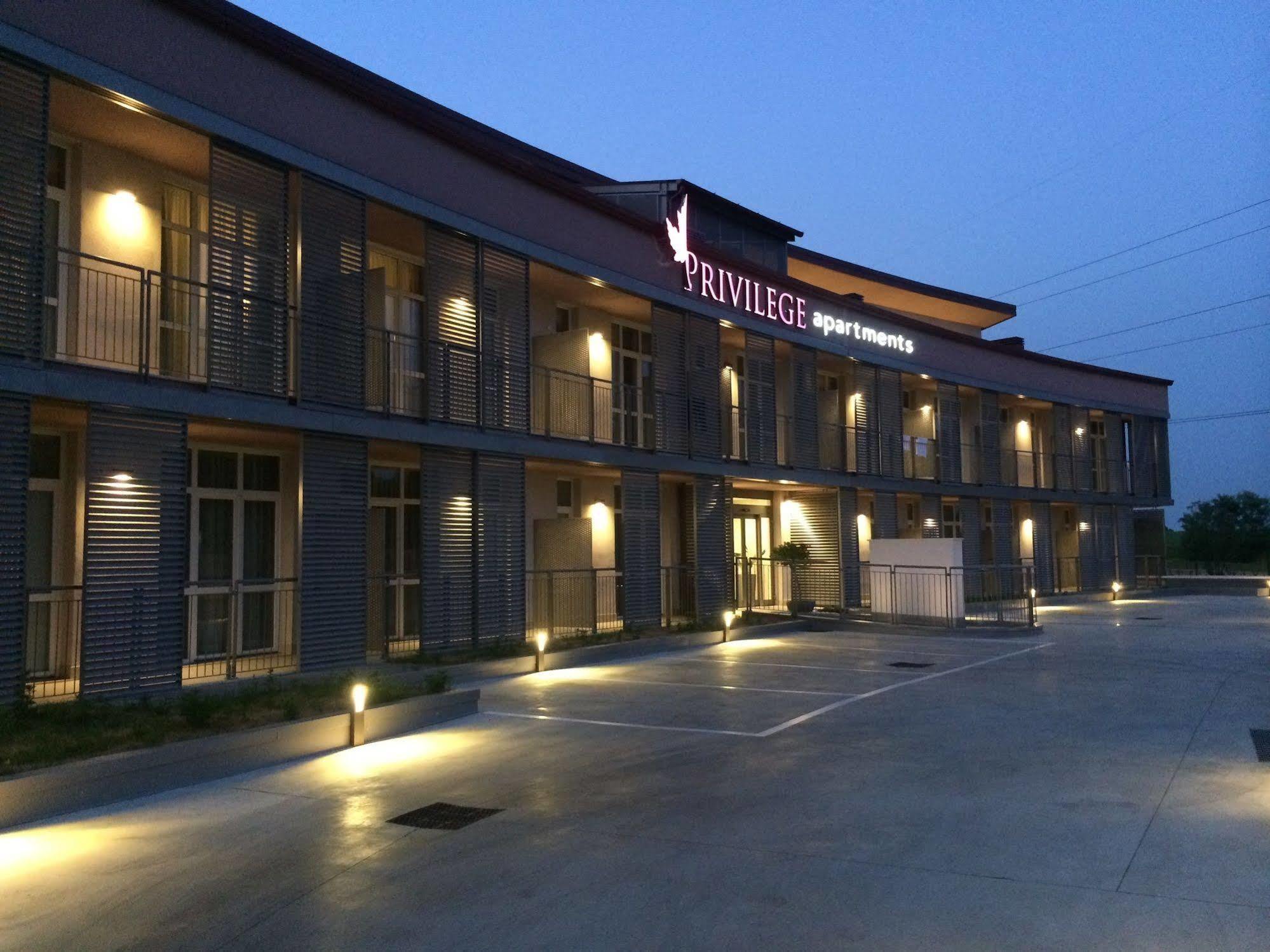 Privilege Apartments Vimercate Dış mekan fotoğraf