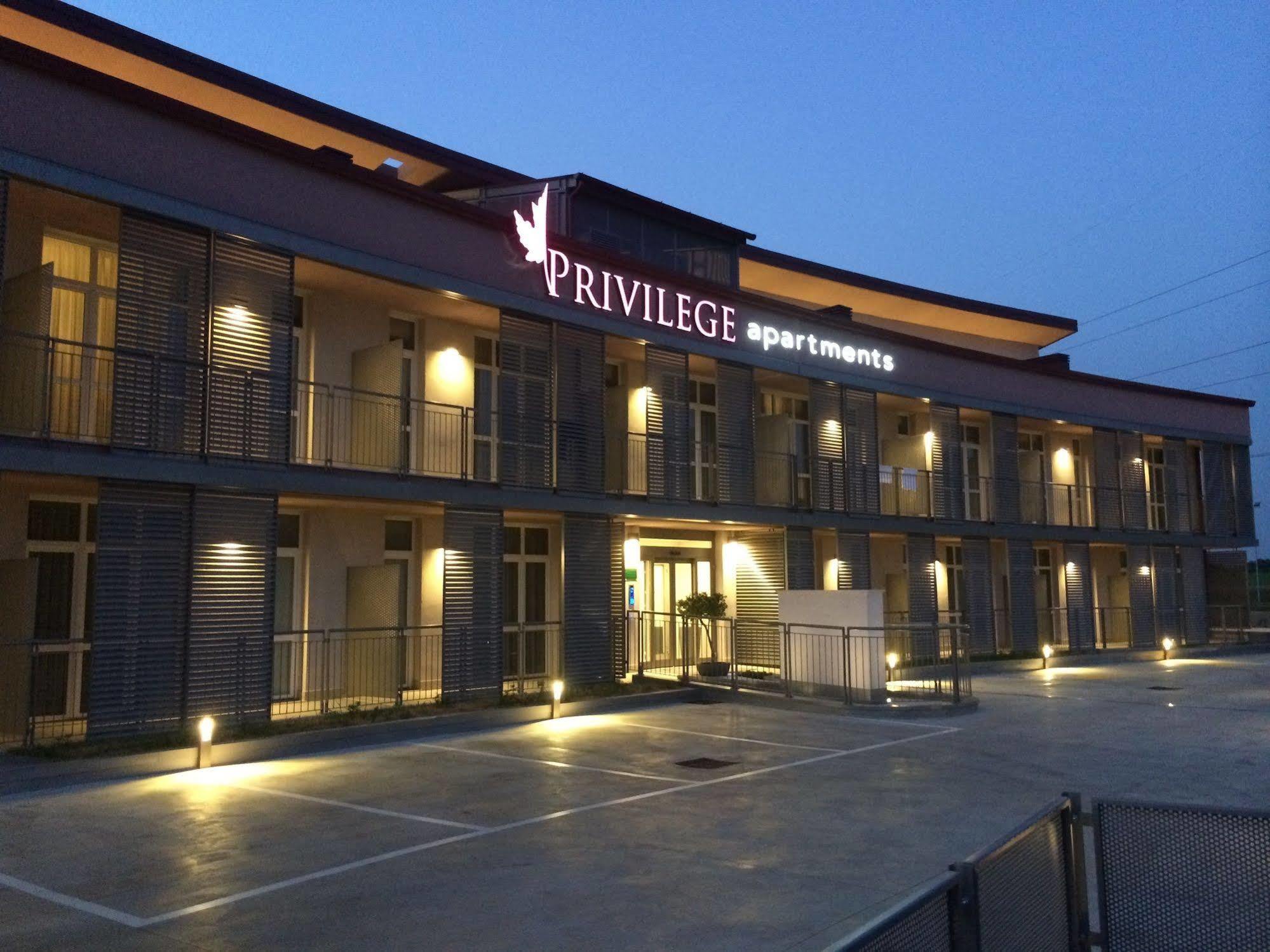 Privilege Apartments Vimercate Dış mekan fotoğraf
